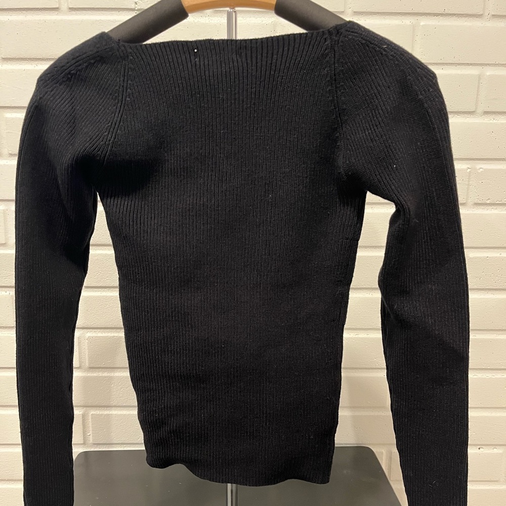 Crescent Black Ribbed Knit Top - Picture 4 of 5